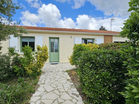 Maison à vendre à Mauzé-sur-le-Mignon - 90 m², jardin, garage, 3 chambres
