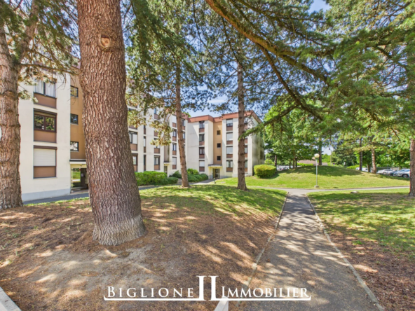 Appartement 3 pièces 70 m² avec balcon à Vaujours proche RER B Vert-Galant