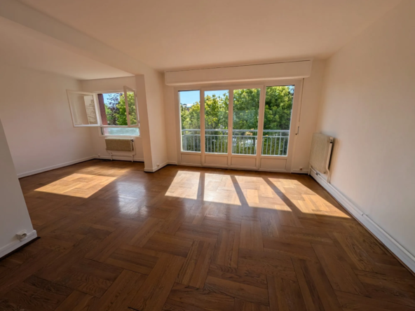 Appartement 3 pièces lumineux à Villepreux avec parking et cave