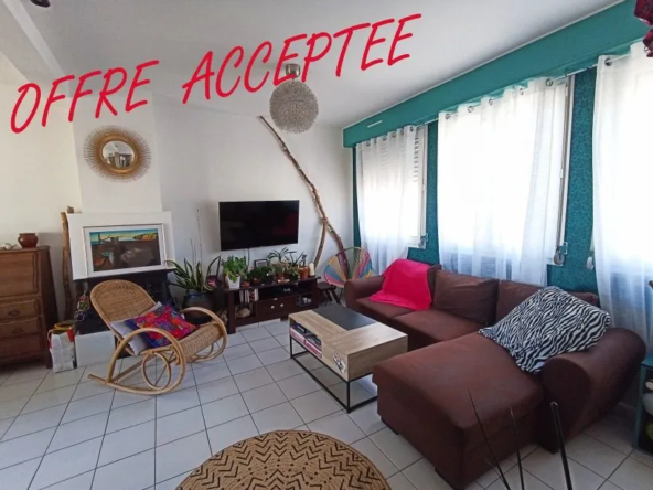 Appartement 3 pièces avec terrasse et parking au centre de Saint-Nazaire