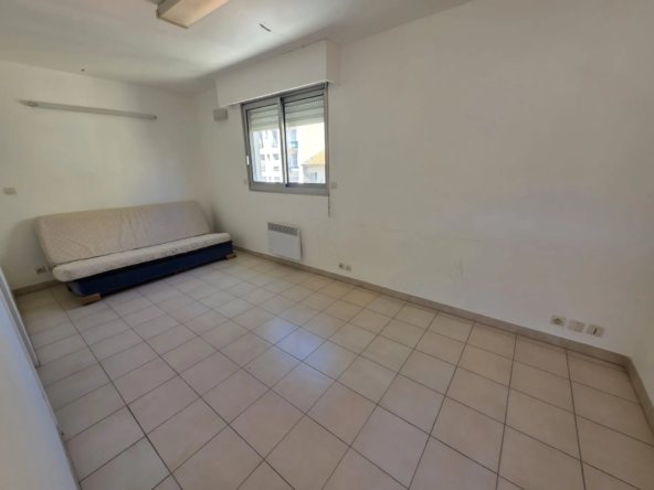 Studio de 19 m² à Nice, secteur prisé - Opportunité d'investissement