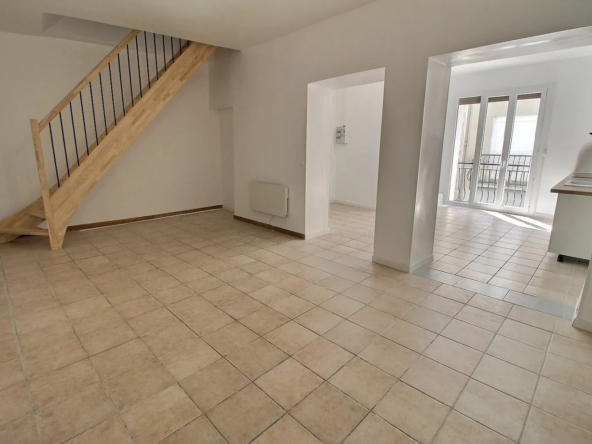 Maison de village rénovée avec deux appartements à Gignac 34150