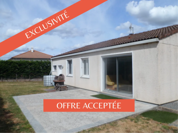 Maison à rafraîchir de plain-pied proche de Pouzaugues dans la Vendée