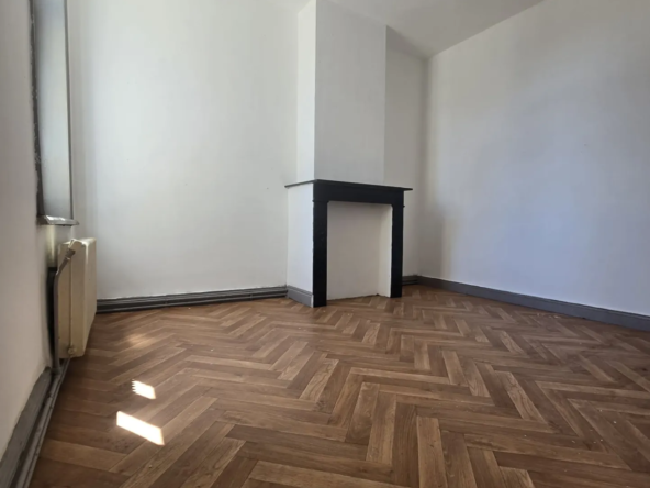 Maison de 86 m² en plein centre-ville de Lillers avec deux chambres