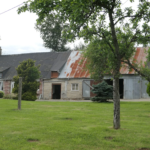 Maison de campagne à rénover avec grand terrain à Saint-Clément-Rancoudray