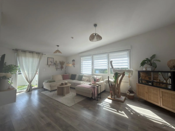 Appartement avec jardin privé, garage et cave à Valleroy - Opportunité à saisir