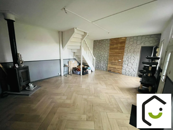 Maison à vendre à Suzanne avec terrasse et terrain de 175 m²