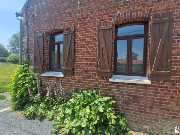 Longère de Plain-Pied de 128 m² à Ivergny avec garage et cave