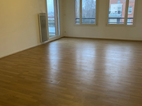 Appartement 3 pièces avec balcon, parking à Ronchin