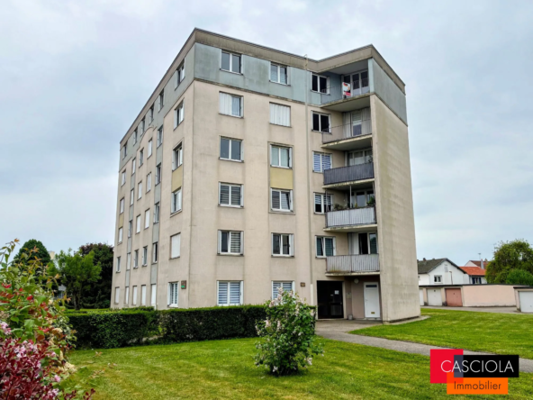 Appartement T3 à Marly avec loggia, garage privé, dernier étage