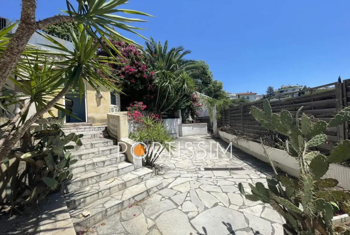 Studio à vendre à Nice Cimiez avec grande terrasse et exposition sud 