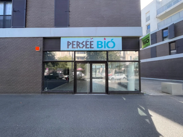 Local commercial de 75 m² à vendre à Blagnac, emplacement stratégique