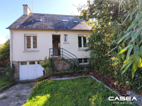 Maison 5 pièces à Fouesnant, jardin et garage, à rénover