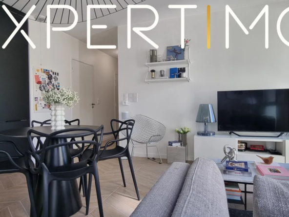 Appartement 2 chambres de standing avec vue sur Poitiers, proche gare et hôtel de ville