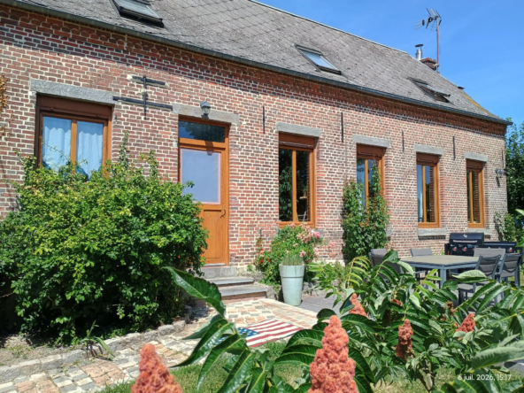 Maison typique en Aisne avec grand terrain, jardin fruitier et garage à Harcigny