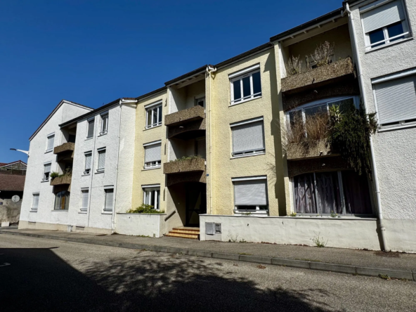 Appartement 5 pièces à vendre à Le Chambon-Feugerolles, 103m² avec balcon et parking