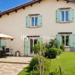 Ensemble immobilier de 220 m² à Cassagnabère Tournas, idéal pour investisseur