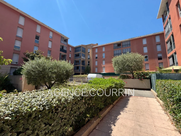 Achat appartement 3 pièces avec terrasse à Grasse Est, parking souterrain