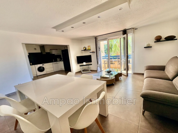 Appartement T4 avec terrasse, piscine et parking à Canet-en-Roussillon