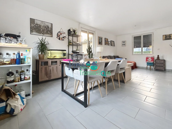 Maison rénovée à vendre à Gruchet-le-Valasse avec 3 chambres et garage