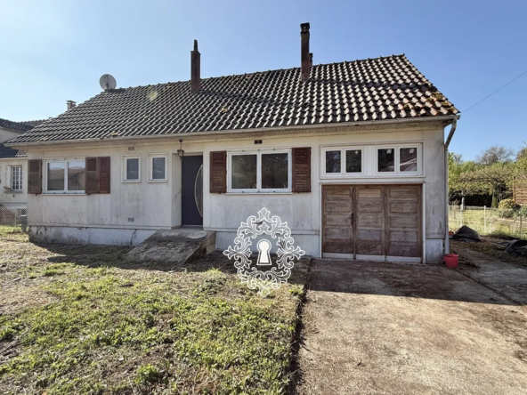 Maison 2 chambres rénovée avec jardin à Donnemarie-Dontilly - Vente immobilière