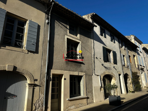 Maison de village avec potentiel à Grignan - Investissement ou Habitation