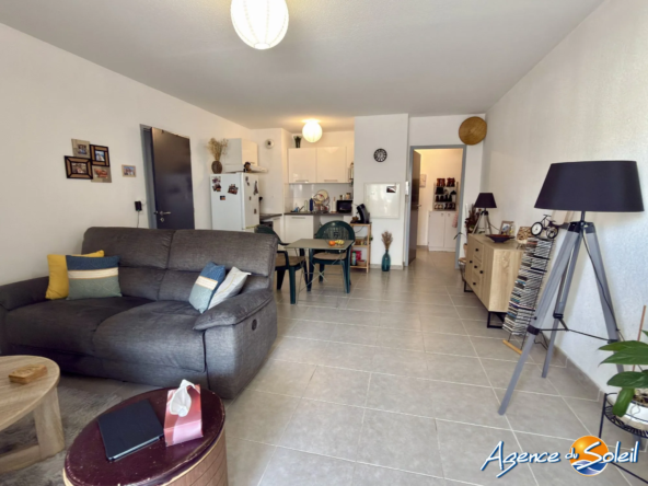 Appartement T3 avec terrasse et deux parkings à Saint Cyprien