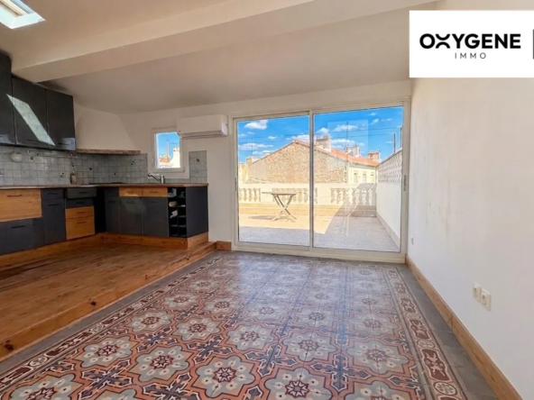 Appartement duplex avec terrasse à Béziers - Investissement et volume atypique