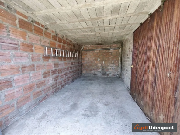 Garage fermé de 22 m² à vendre à Abbeville, idéal stationnement et stockage