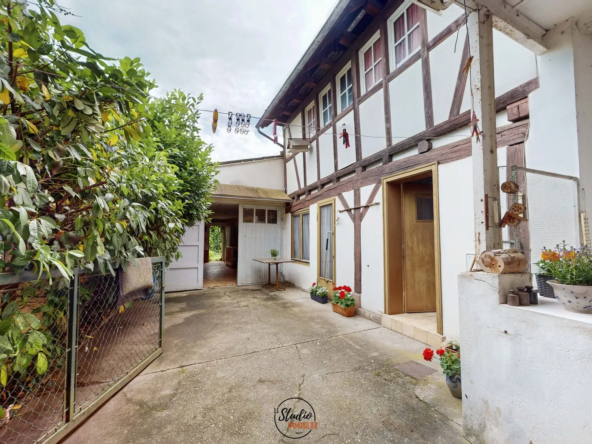 Maison de caractère de 142 m² à Pfaffenhoffen avec 3 chambres et dépendances