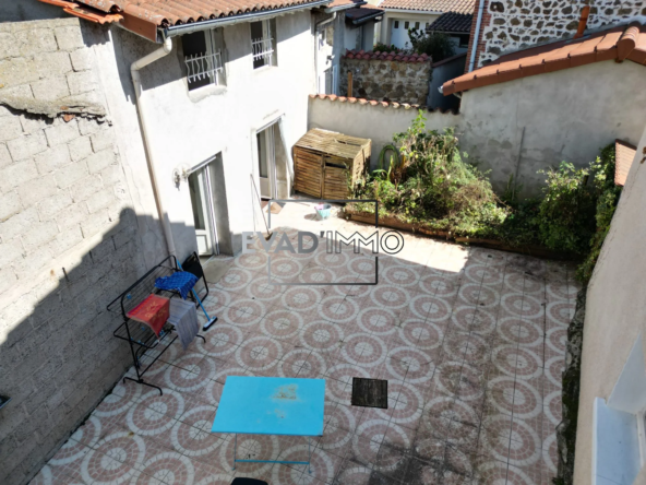 Maison de 85 m² avec jardin à Aveizieux proche Saint-Galmier