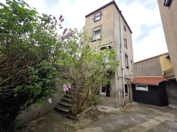 Immeuble de 2 lots à Aubière centre – investissement locatif