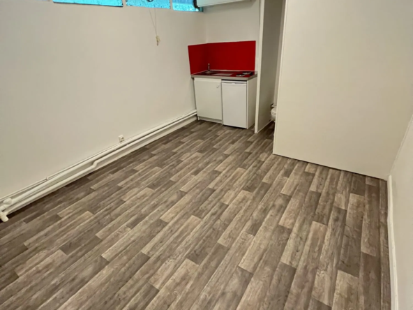 Atelier à vendre à Châtenay-Malabry dans résidence calme et rénovée