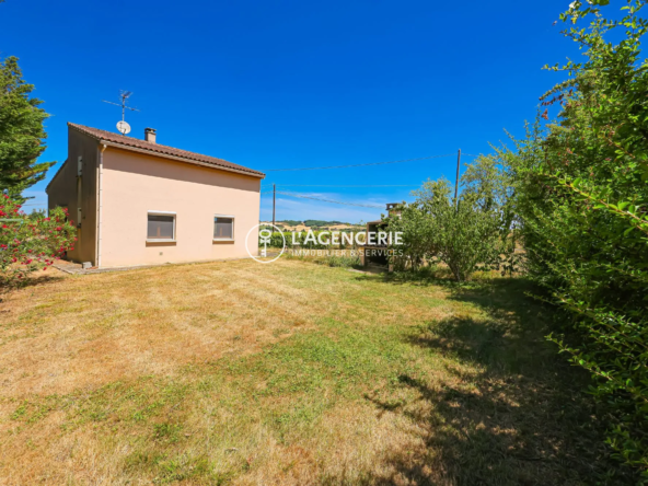 Maison à Denat de 60 m² avec grand terrain pour projets personnalisés