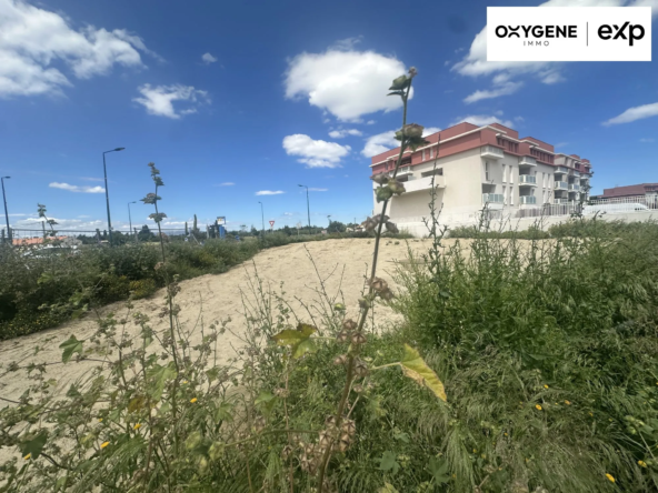 Terrain constructible à vendre à Bompas - Viabilisé, 800 m²