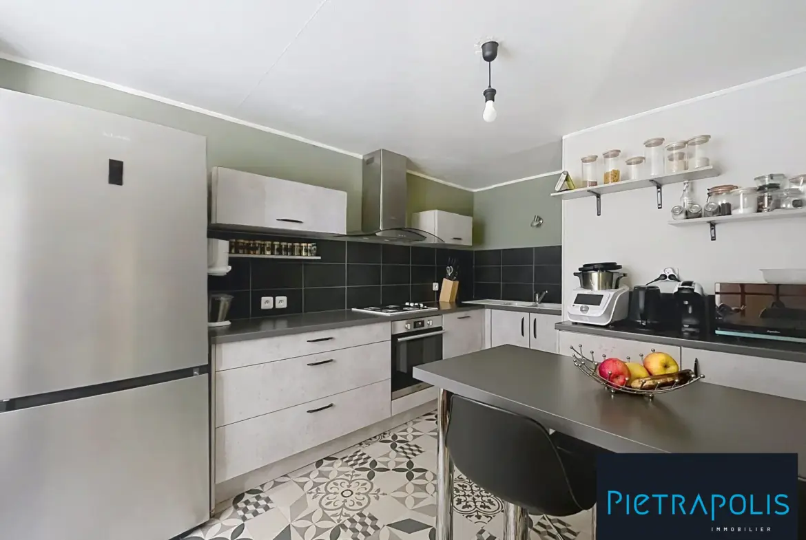 Maison rénovée de 131 m² à Langres intramuros - Calme et proximité du centre 