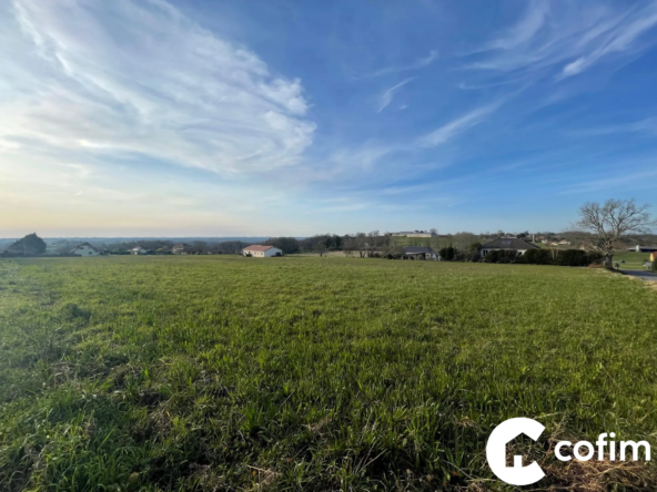 Terrains constructibles hors lotissement entre Thèze et Garlin - Campagne naturelle