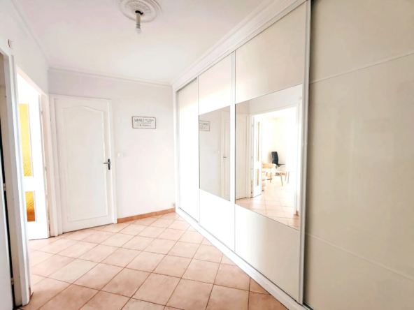 Appartement lumineux de 108 m² à proximité du tramway à Angers