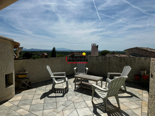 Maison de village avec terrasse et vue sur le Mont Ventoux à Salles-sous-Bois