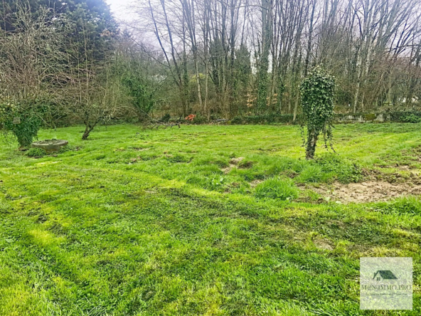 Terrain constructible à vendre à Maen Roch près de Rennes