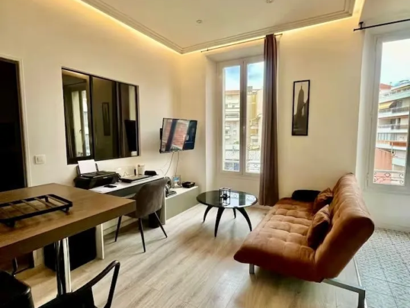 Appartement 2 pièces à Cannes Ouest – Opportunité d’investissement locatif clé en main