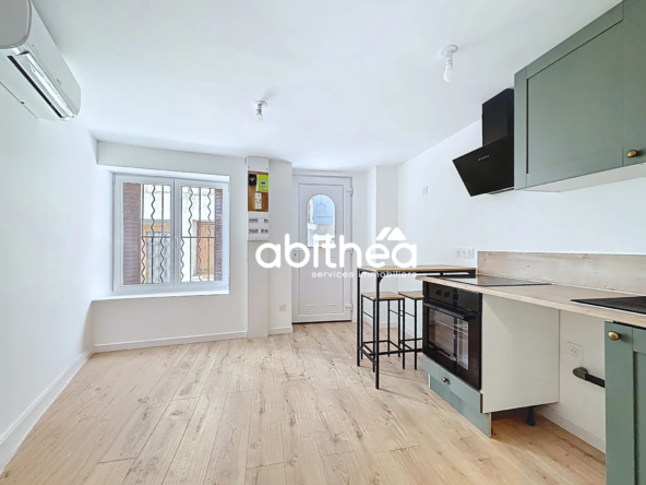 Immeuble rénové de 70 m² à Thézan-les-Béziers, 2 logements indépendants