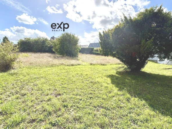 Terrain constructible à vendre à Mayenne – Parcelle de 1159 m² en centre-ville