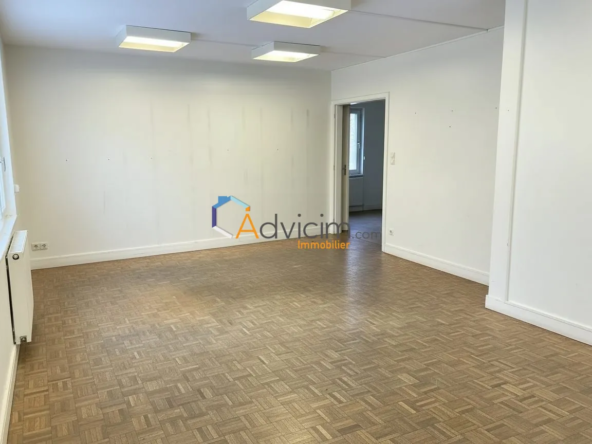 Appartement à vendre à Olivet dans résidence avec piscine et espaces verts