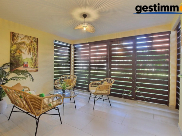 Appartement 2 pièces meublé à Cayenne avec terrasse et jardin privé