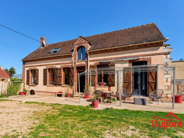 Longère de 126 m² à Bray-sur-Seine avec grand terrain et dépendances - Opportunité rare