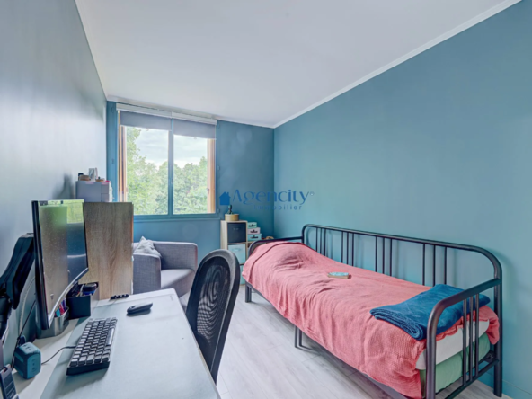 Appartement 4 pièces de 63 m² à Noisy-le-Grand, prêt à vivre