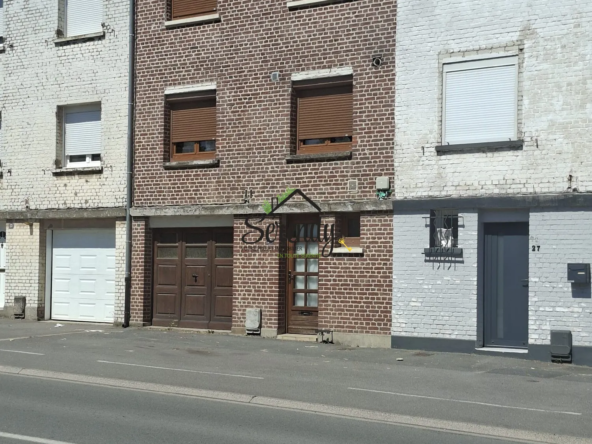 Maison familiale de 110 m² avec 4 chambres, balcon et travaux récents à Escaudoeuvres
