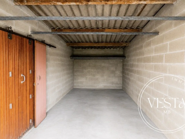 Garage sécurisé à Dijon proche du centre-ville - Opportunité d'investissement