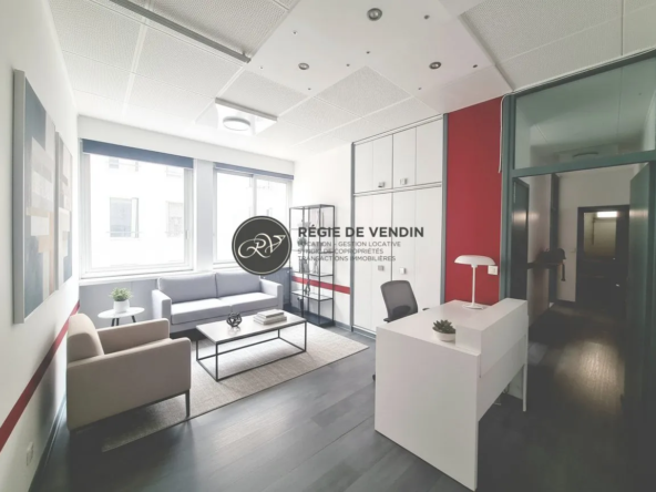 Bureaux à vendre Lyon 7e - Secteur Jean Macé, 45,25 m² avec stationnement privé